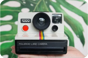Retro Polaroid Camera (1985)
